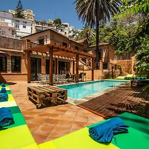  Villa Regionalista 1919: Seaside Retreat With Heated Pool