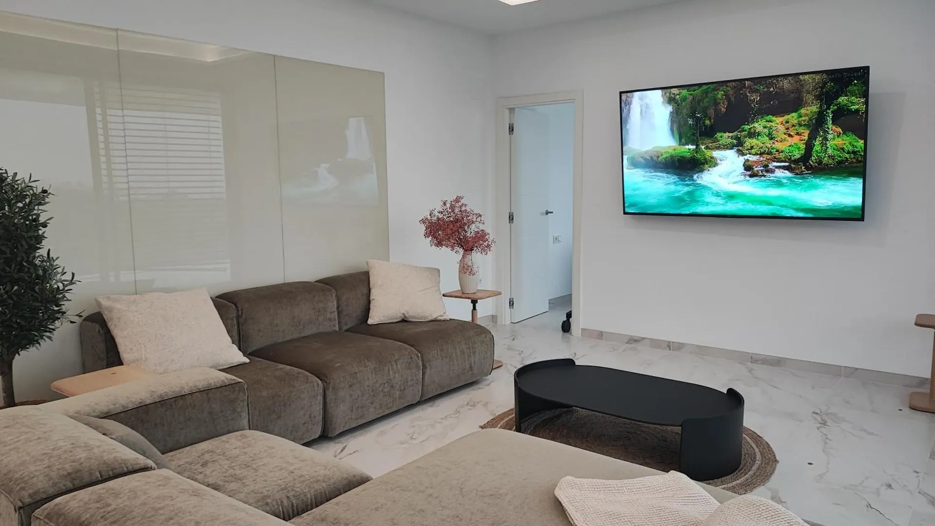 Villas Pinares De San Anton - Sea, City, Mountain Views, Close To Beach, Bbq Malaga