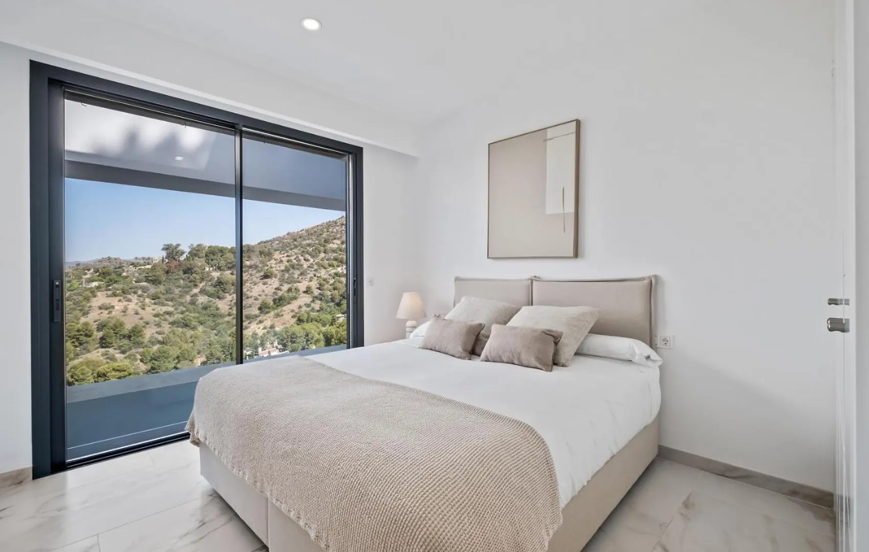 Villas Pinares De San Anton - Sea, City, Mountain Views, Close To Beach, Bbq Malaga